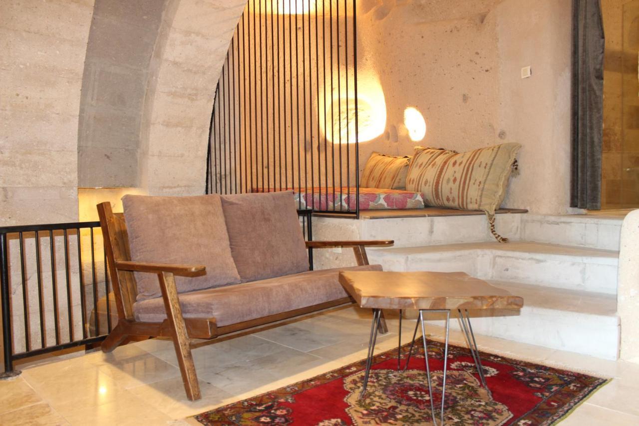 Helike Cave Suites Учисар Экстерьер фото