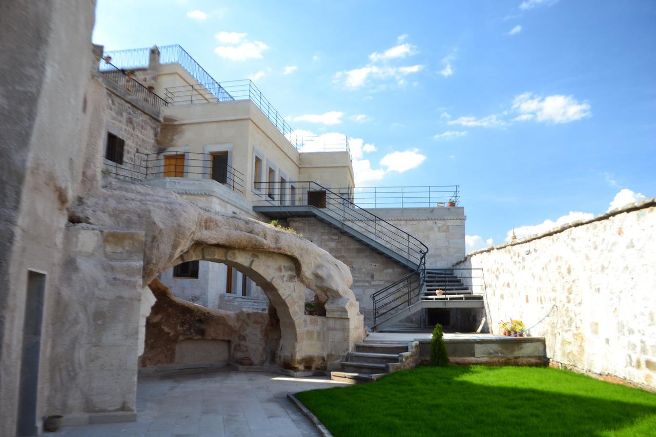 Helike Cave Suites Учисар Экстерьер фото